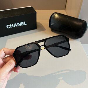 Chanel Bijou Sunglasses size 55□18 Color Black W